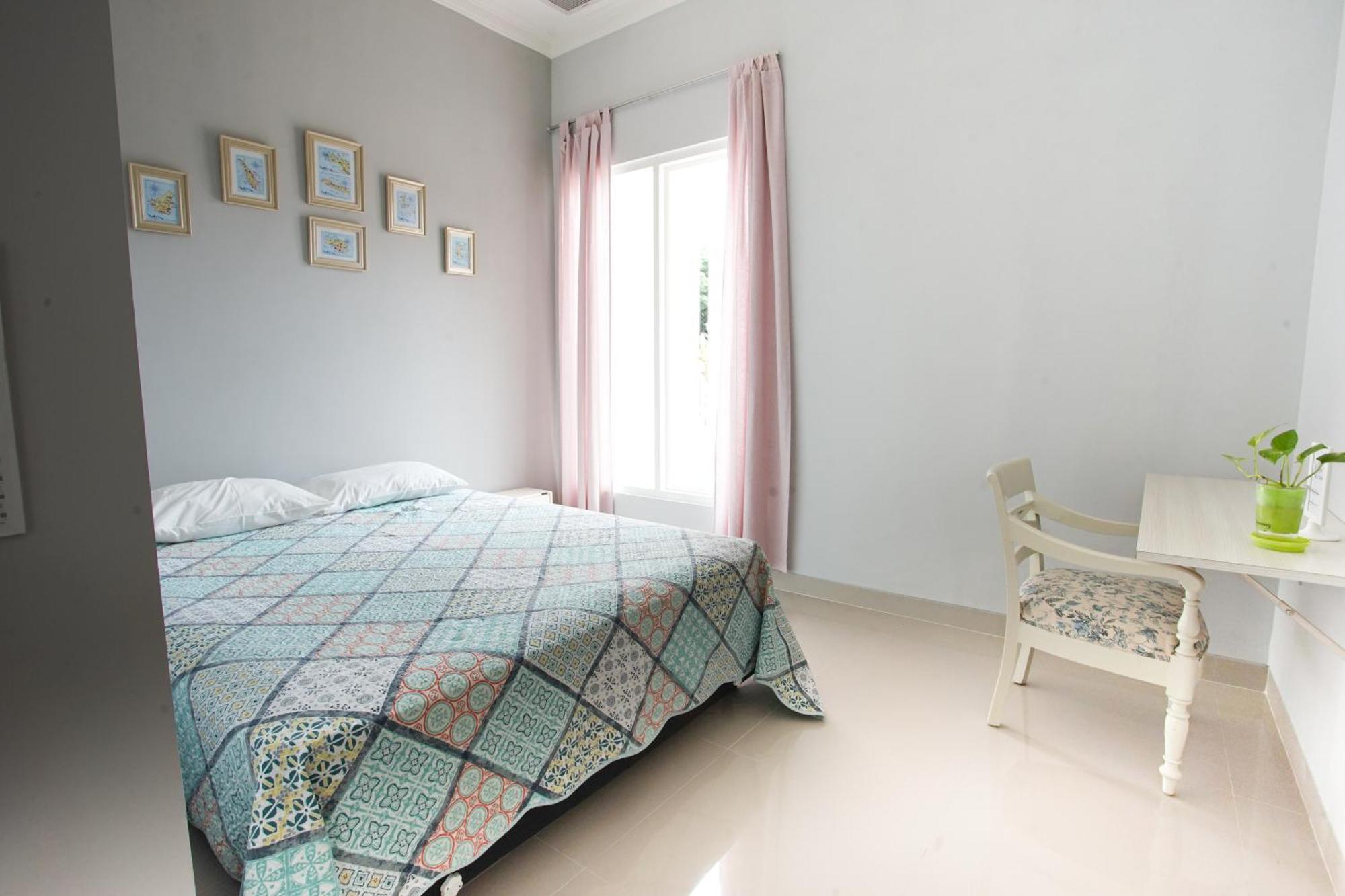 Inni Homestay Malang Habitación foto