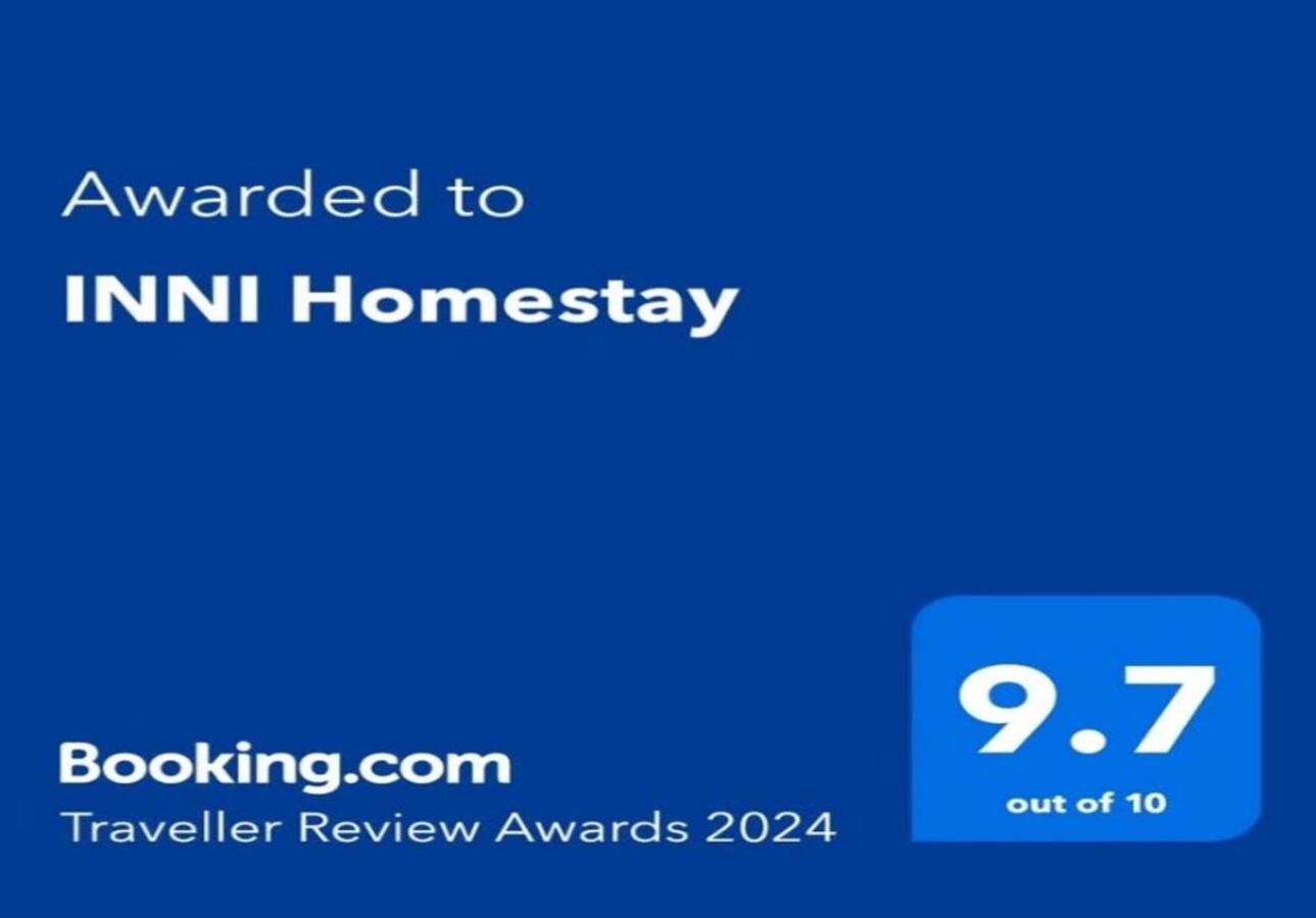 Inni Homestay Malang Exterior foto