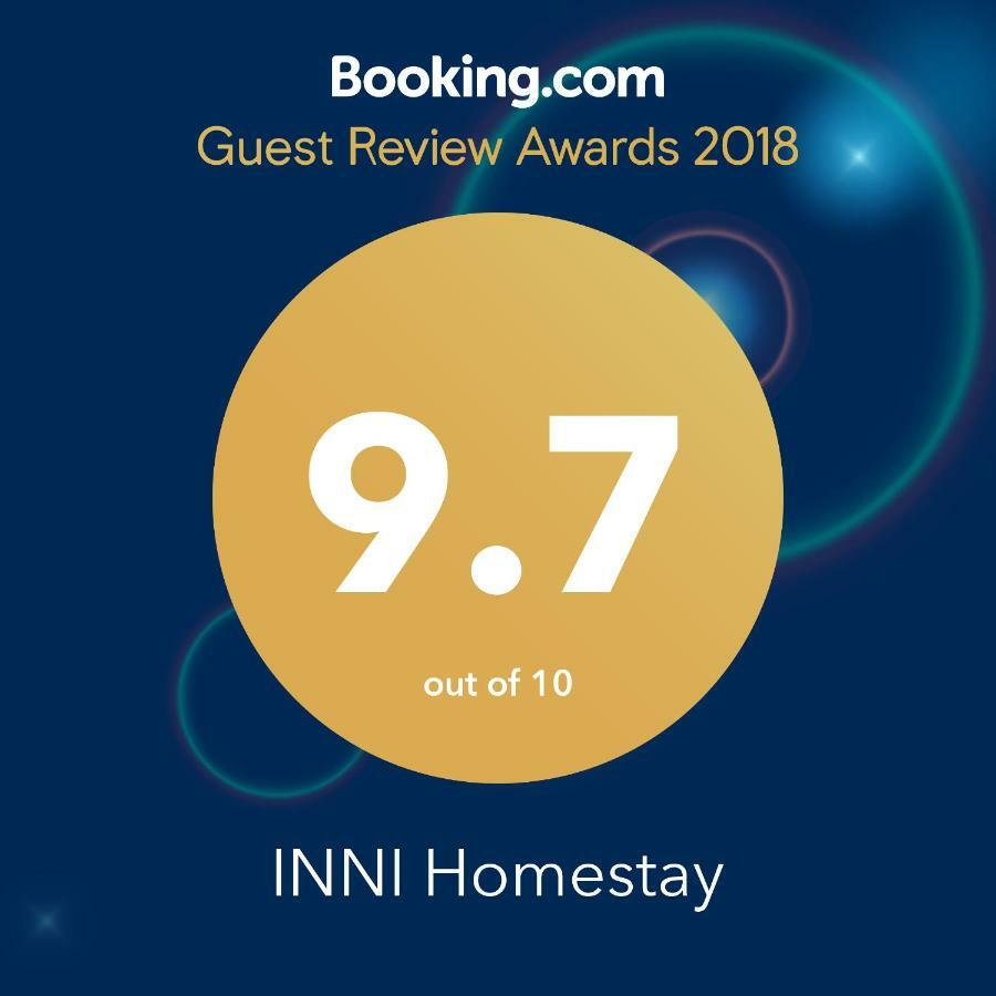 Inni Homestay Malang Exterior foto